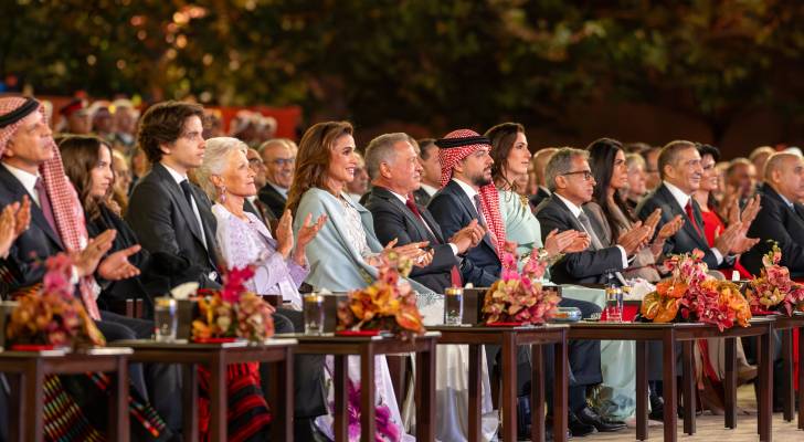 العائلة الهاشمية برفقة الأردنيين باحتفال عيد الاستقلال ال80