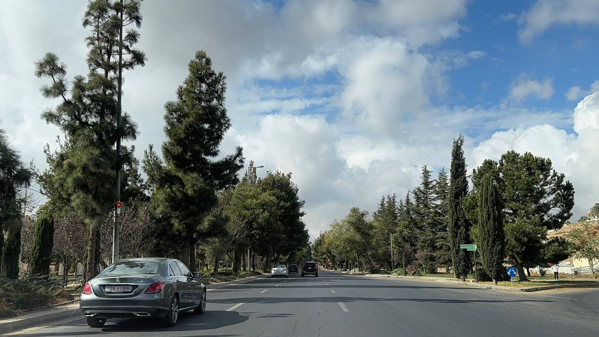 طقس لطيف نهارا وبارد نسبيا ليلا يسود أغلب مناطق المملكة حتى مطلع الأسبوع