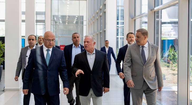 الملك عبدالله الثاني يفتتح مشاريع استراتيجية