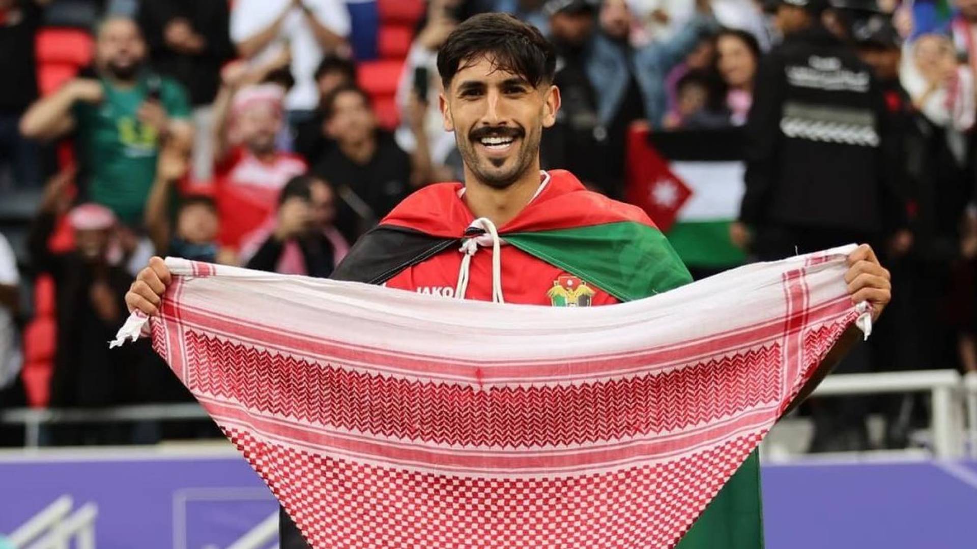 هل يتواجد يزن النعيمات في في كأس العالم دعما للنشامى ؟