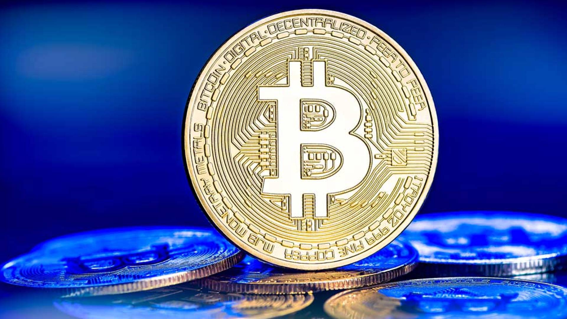 هبوط حاد يضرب البيتكوين.. العملة المشفرة تخسر أكثر من 4500 دولار من قيمتها