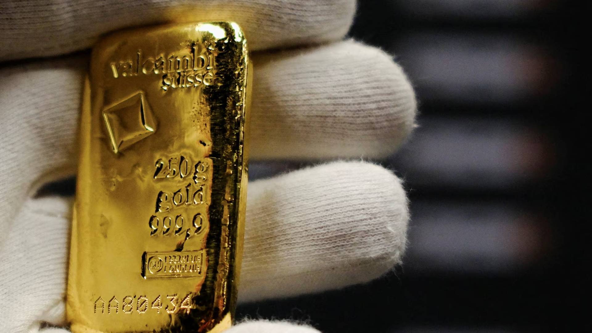أسعار الذهب عالميا تحقق مكاسب جديدة وتستقر فوق عتبة 4460 دولارا للأونصة