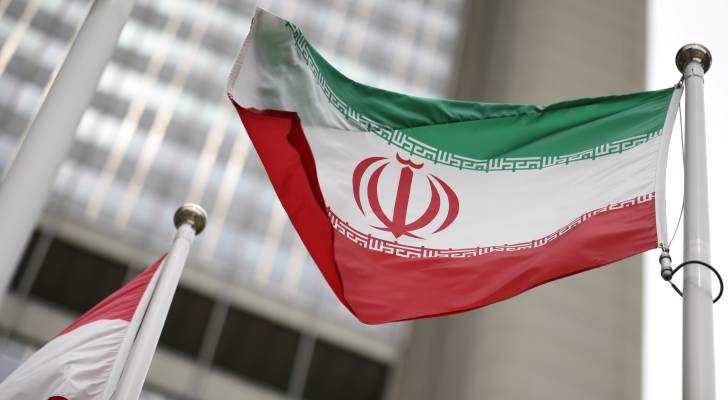 علم إيران