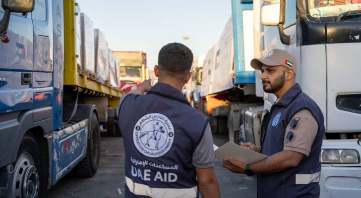 قوافل مساعدات