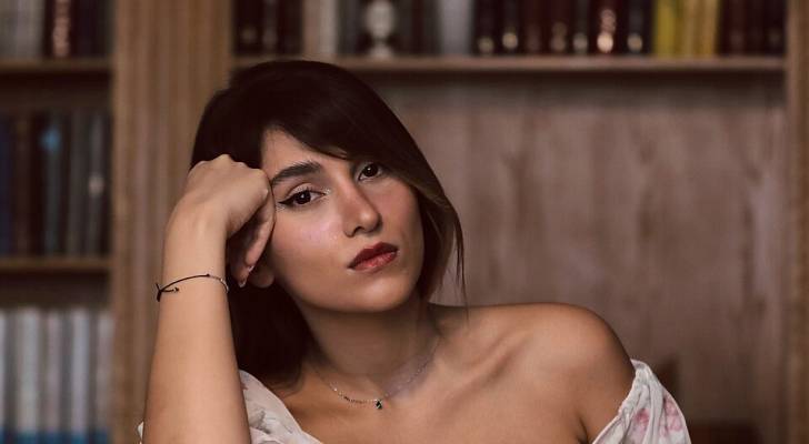 المغنية باراستو أحمدي