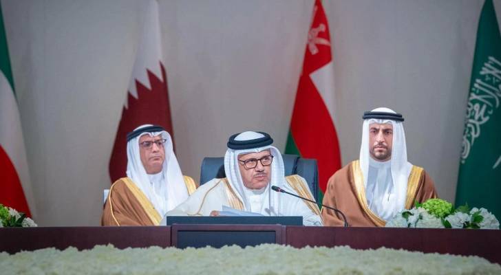 وزير الخارجية البحريني عبد اللطيف الزياني