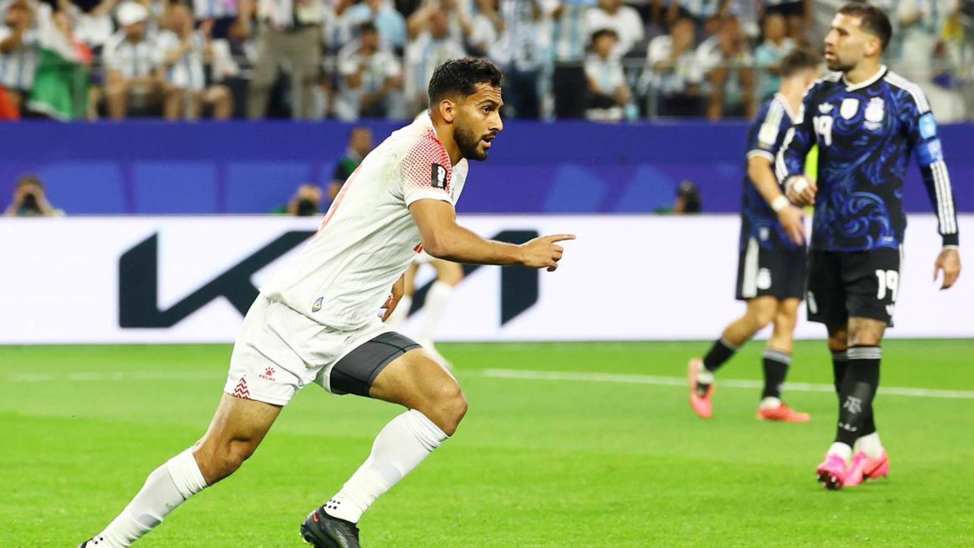التعمري بعد الخروج من المونديال: "قدمنا أكثر مما كان متوقعا.. ونعتذر للجماهير ونعدهم بالأفضل"