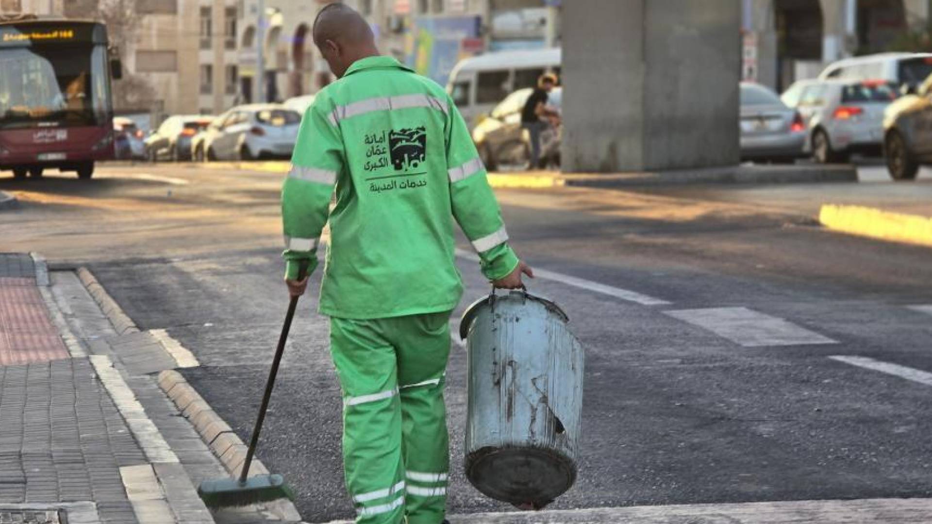 وزارة العمل توضح حول ما يتم تداوله عن إنهاء خدمات موظفين وتعيين آخرين