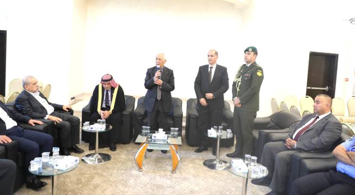 العيسوي يقدم واجب العزاء