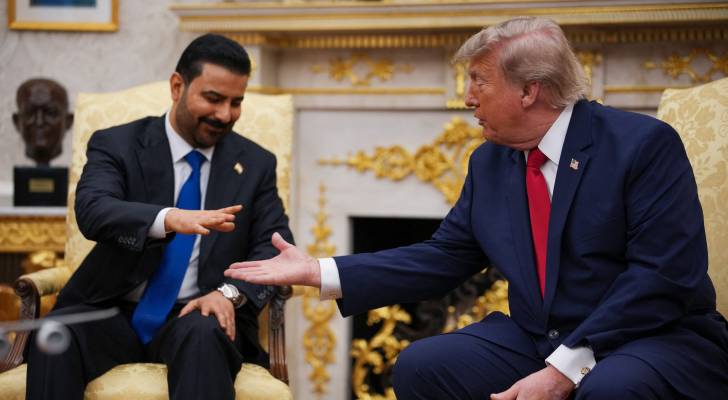الرئيس الامريكي دونالد ترمب ورئيس وزراء العراق علي الزيدي