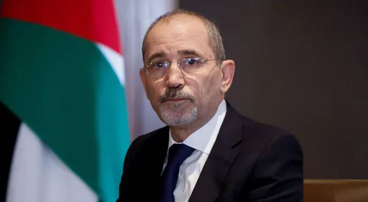 الصفدي يتباحث هاتفيا مع نظيريه الكويتي والبحريني لبناء موقف موحد ضد الاعتداءات الإيرانية