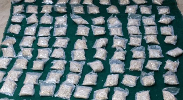 الجيش العربي: المنطقة العسكرية الشرقية تحبط محاولة تهريب كمية كبيرة من المواد المخدرة بواسطة بالونات