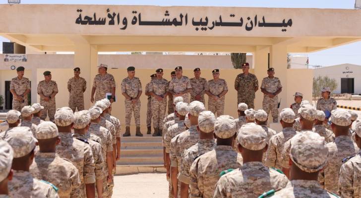 المساعد للإدارة والقوى البشرية يزور مركز تدريب خدمة العلم/ شويعر