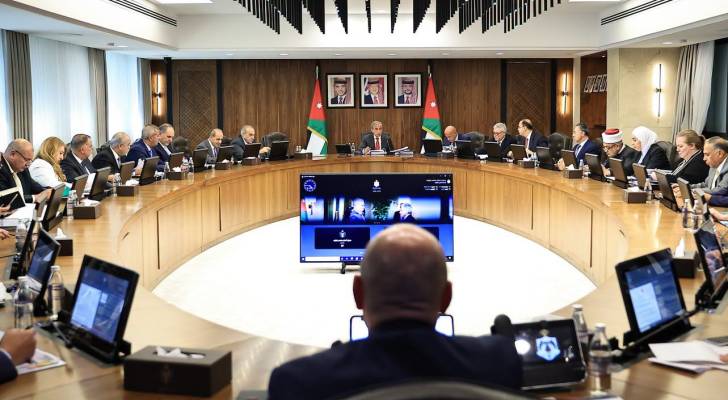 الحكومة تقر حزمة مالية بـ 5 ملايين دينار لدعم 1600 عامل في سياحة البترا