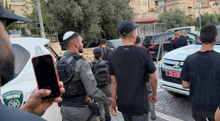 قوات الاحتلال تعتقل نجل محافظ القدس