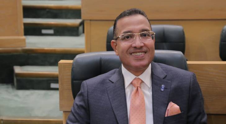 النائب خليفة الديات