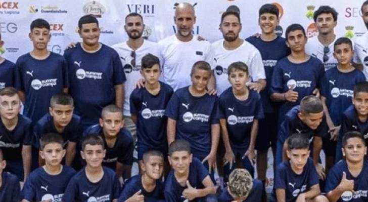 مخيم غوارديولا الصيفي في إسبانيا يستضيف 28 طفلا فلسطينيا