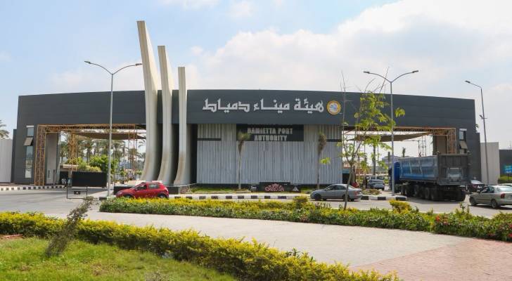 ميناء دمياط