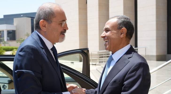 وزير الخارجية أيمن الصفدي ووزير الخارجية المصري بدر عبدالعاطي