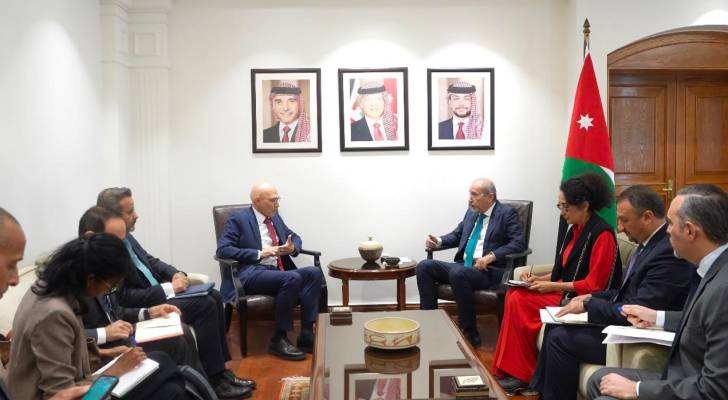 وزير الخارجية وشؤون المغتربين أيمن الصفدي والمفوض السامي لحقوق الإنسان فولكر تورك