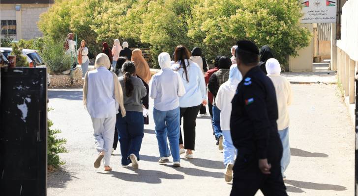 طلبة ثانوية عامة