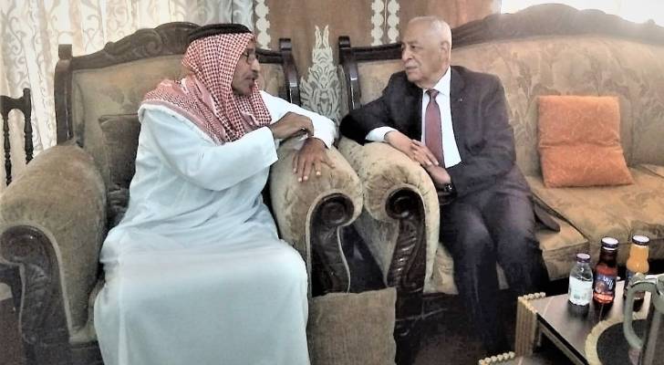 العيسوي ينقل تمنيات الملك وولي العهد بالشفاء للعميد المتقاعد القبيلات