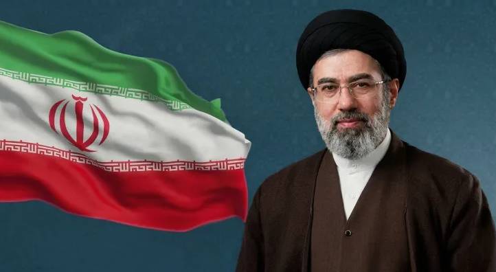 المرشد الإيراني يصدر أحكاما بتعيينات قيادية واسعة في هيئة الأركان والحرس الثوري والباسيج