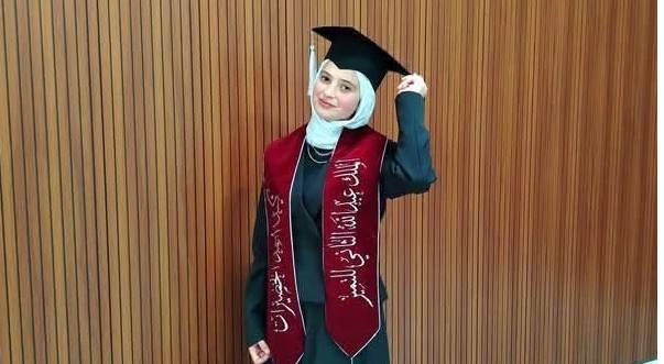 الطالبة كيندا الخضيرات تحصد معدل 99.90% في نتائج "التوجيهي"