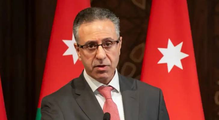 وزير الصناعة والتجارة يعرب القضاة