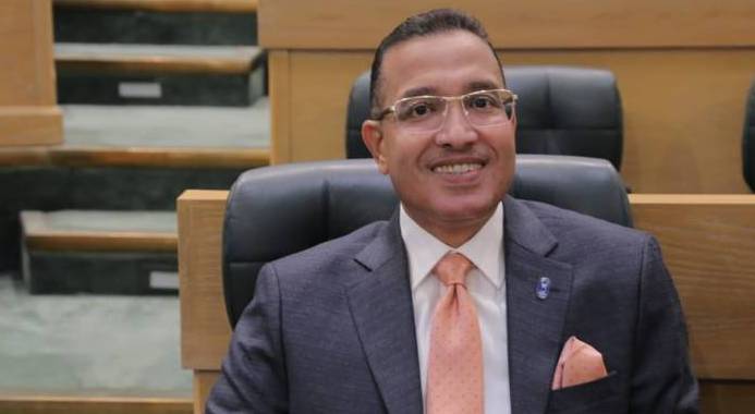النائب خليفة الديات