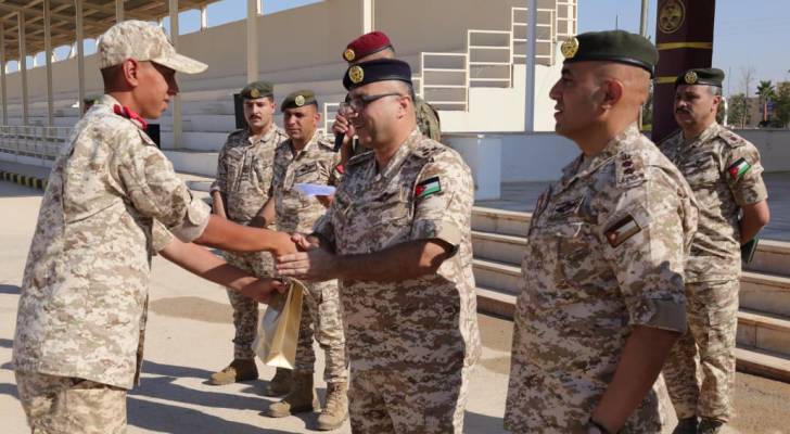 تكريم مكلفين متفوقين