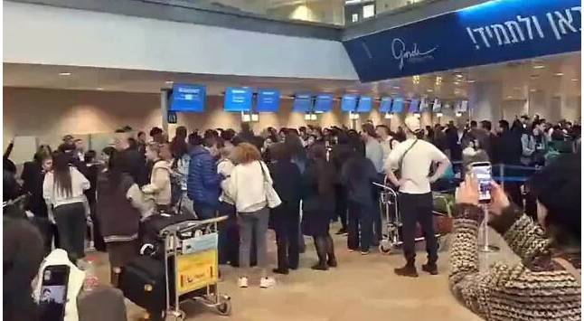 فوضى وشلل تام في مطار بن غوريون بسبب إضراب مفاجئ للعمال