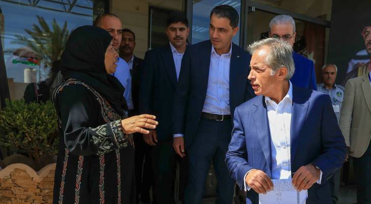 جعفر حسان يتفقد مستشفى البادية الشمالية