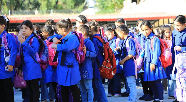 طلاب مدرسة