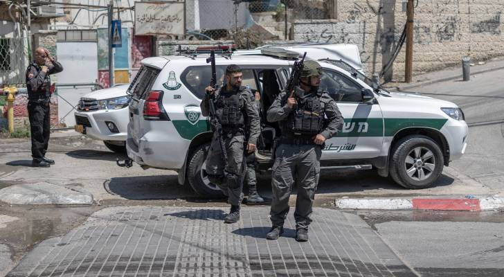 لليوم الـ 15.. حصار استيطاني وعسكري على 3 منازل في قصرة جنوب نابلس