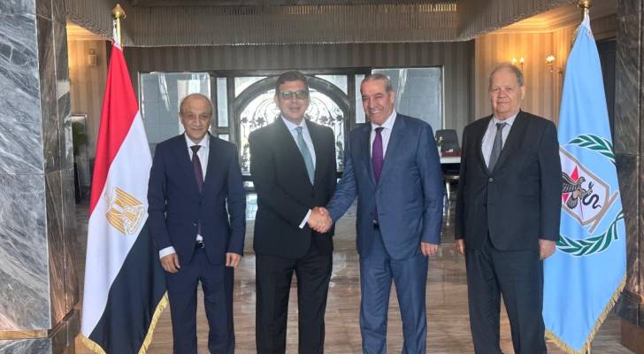 اجتماع الوفد الفلسطيني مع مدير المخابرات المصرية
