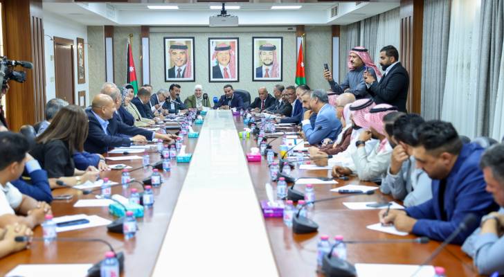 خلال اجتماع لجنة الزراعة والمياه النيابية