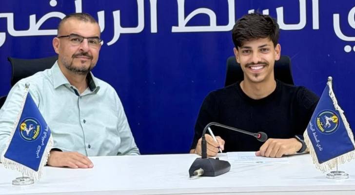 اللاعب عبدالرحمن العزة