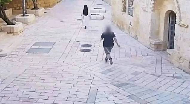 مستوطن يهاجم راهبة فرنسية في القدس