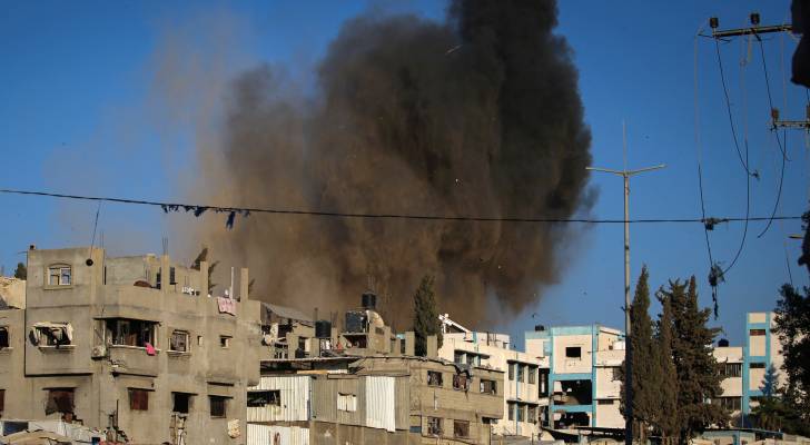 مصادر فلسطينية: استشهاد 3 فلسطينيين في غارات للاحتلال متفرقة على قطاع غزة