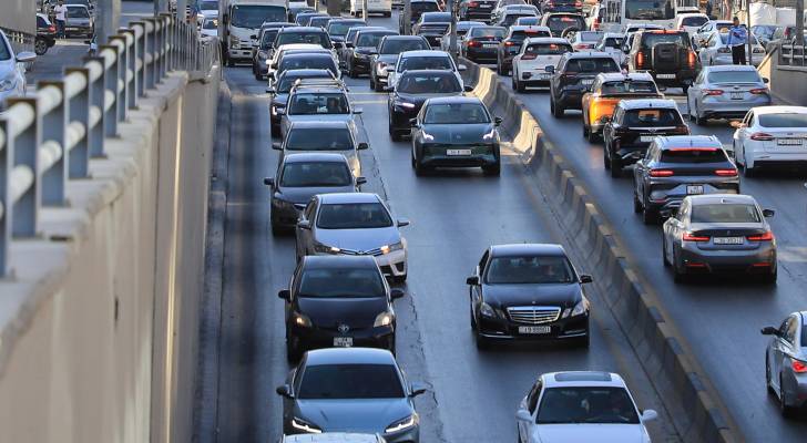 إغلاقات الأحياء في عمان.. شكاوى من حصار المداخل والطرق - فيديو