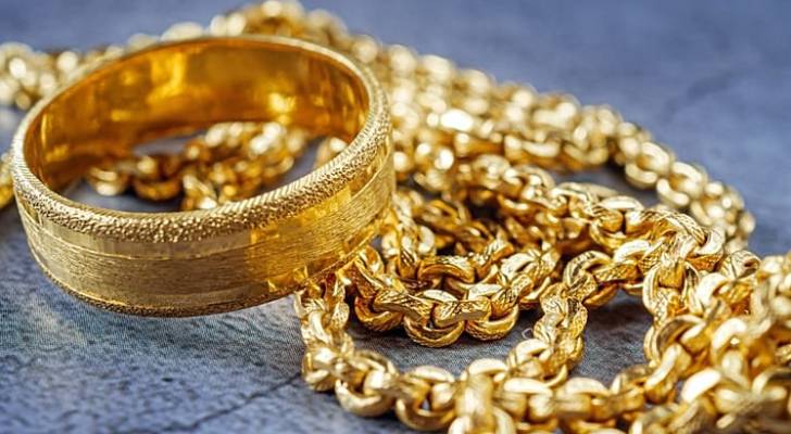 الذهب العالمي يقفز إلى مستوى قياسي جديد ويسجل 4,455 دولارا للأونصة