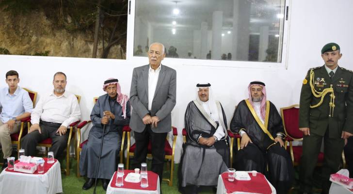 مندوبا عن الملك العيسوي يقدم التعازي لعدد من العشائر الأردنية