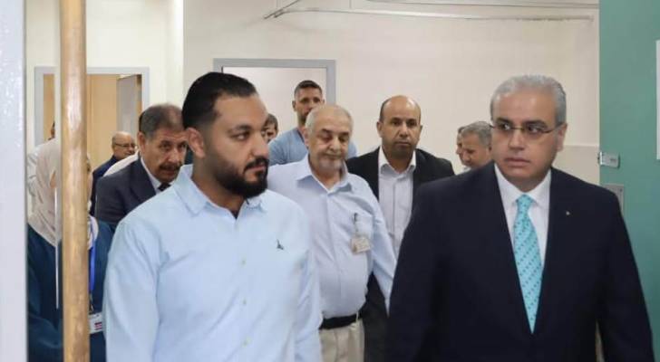 وزير الصحة يفتتح 8 عيادات تخصصية ومرافق خدماتية بمستشفى الأمير حمزة