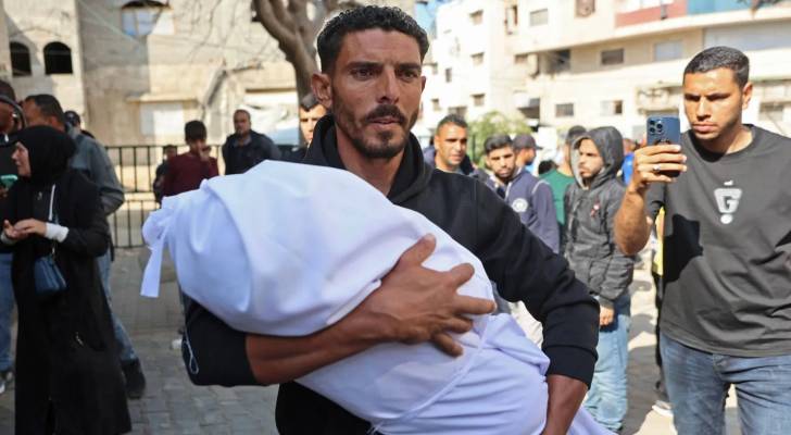 استشهاد فلسطينيين في غزة