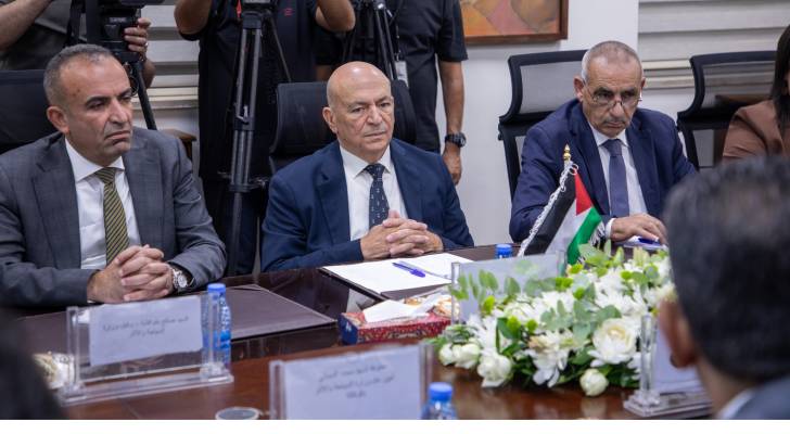 وزير السياحة والآثار يبحث مع نظيره الفلسطيني تعزيز التعاون السياحي بين البلدين