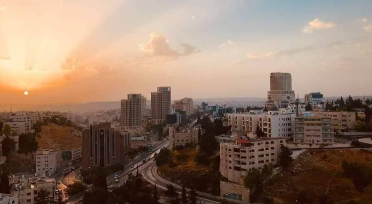 شروق الشمس في الأردن