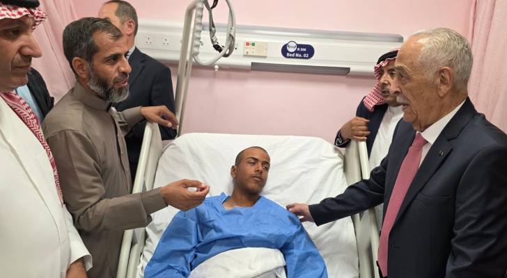 العيسوي يطمئن على مصابي حادث مكلفي خدمة العلم