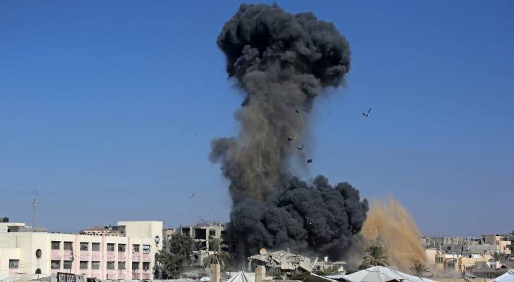 مصادر فلسطينية: استشهاد سيدة وجنينها متأثرين بإصاباتهما برصاص الاحتلال في مواصي خان يونس