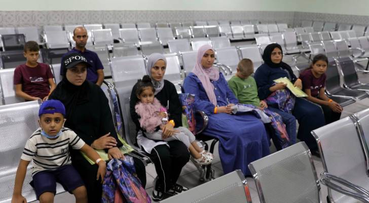 القوات المسلحة تجلي الدفعة الـ32 من أطفال غزة إلى الأردن